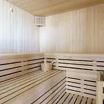 Luxury 3 Bedroom With Terrace, Pool & Gym Apartmán *